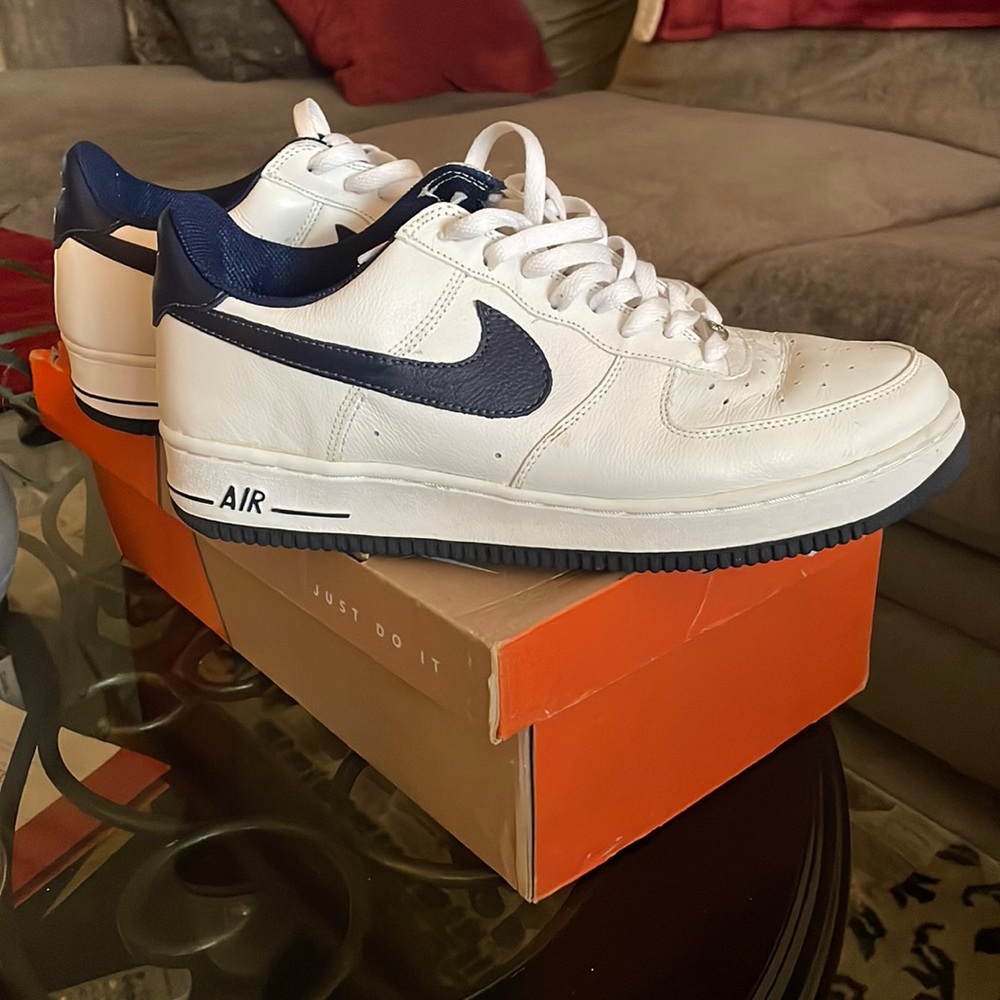Nike Men’s Air Force 1’s 🔥